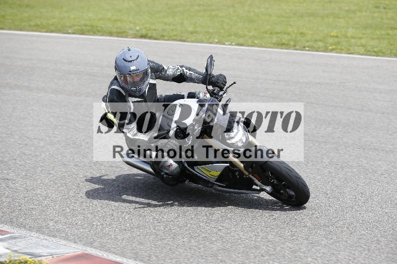 /Archiv-2024/29 12.06.2024 MOTO.CH Track Day ADR/Gruppe gelb/91